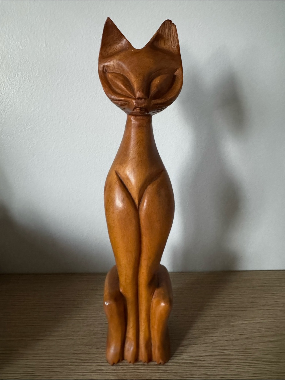 Handcrafted Wooden Cat Figurine - Brown - Picture 10 of 10